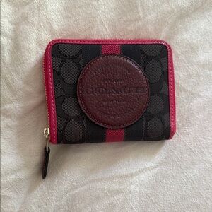 Coach Dempsey Black and Pink wallet-NEW